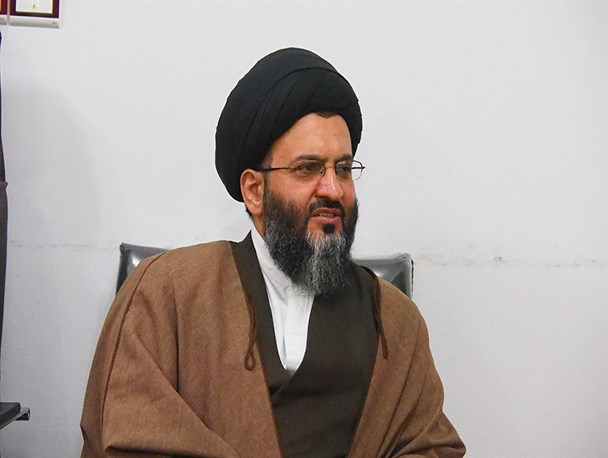 رئیس‌جمهوری که اجازه نقد به مردم نمی‌دهد، چگونه نقد امام معصوم را مطرح می‌کند؟!