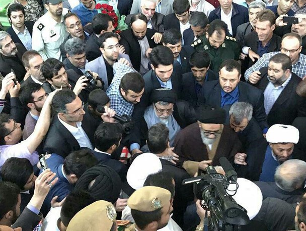 چرا حرکت امام جمعه تبریز با استقبال مردم روبرو شد؟