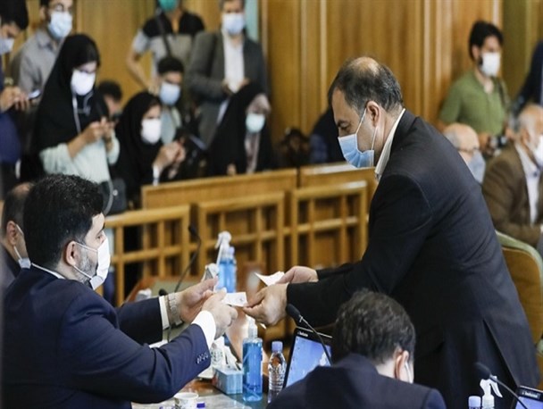 نواقص قانونی باعث تخلف و فساد در شهرداری می‌شود