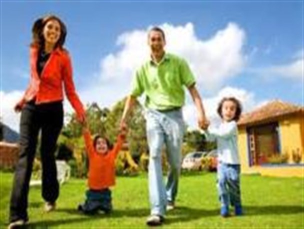 خانواده مهم ترین و اصلی ترین نهاد تربیتی جامعه / خانواده نخستین آموزشگاه و پرورشگاه فرزندان