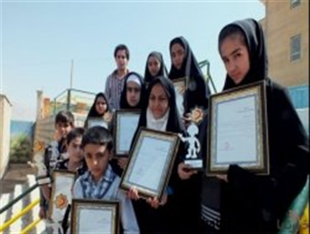 درخشش تیم رباتیک "هوش سفید" گچساران در مسابقات هوافضای کشور