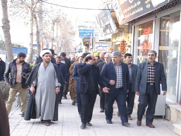 بازدید فرماندار و اعضای ستاد انتخابات مانه و سملقان از ستادهای تبلیغاتی سطح شهر