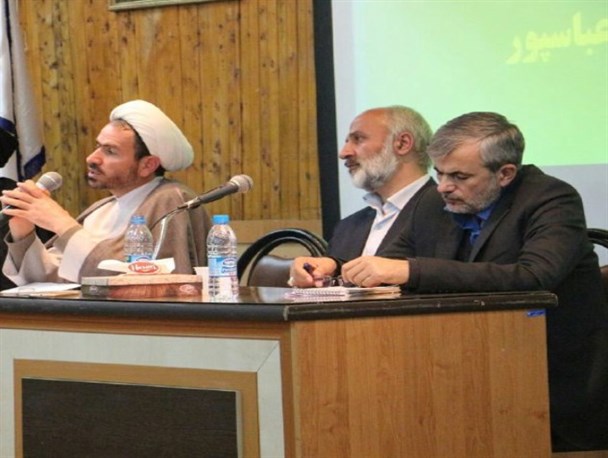 انتقاد از عملکرد ضعیف دولت در حوزه اقتصاد مقاومتی/رابطه با آمریکا بدترین رابطه/حدادعادل گزینه عالی برای ریاست مجلس دهم/هاشمی رفسنجانی، ریزش نظام