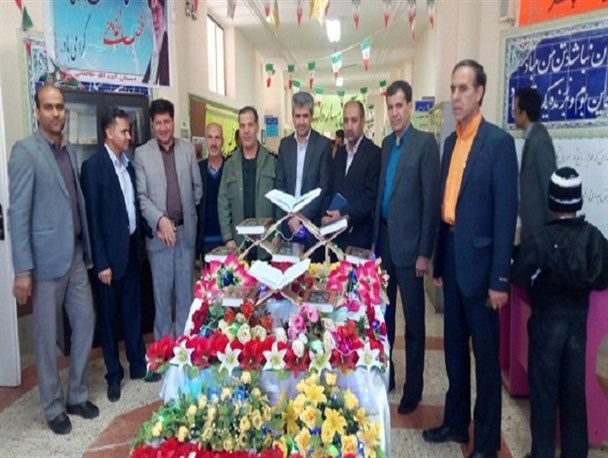 رقابت 1200 دانش آموز حامل کلام وحی مرحله شهرستان بوانات + تصاویر
