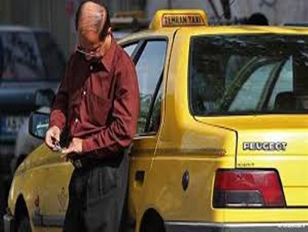 رانندگان تاکسی رباط کریمی مجهز به کارت های شناسایی هوشمند شدند