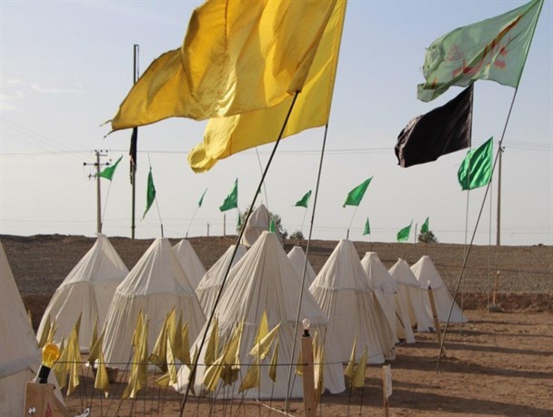 نمایشگاه کربلای حسینی تا کربلای خمینی در زواره اردستان برگزار شد/ تصاویر