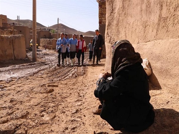 بی‌خانمانی آسیب‌دیدگان از سیل روستای شیرگ ۲۰ ماه پس از سیل ادامه دارد/ عدم‌واگذاری و ادعای مالکیت زمین؛ از جمله مشکلات