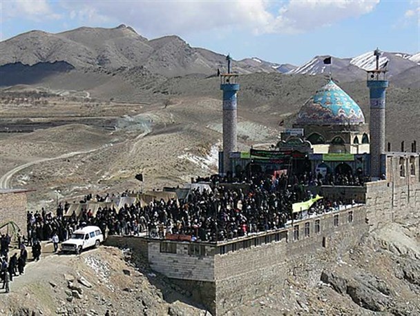 مراسم عزاداری شهادت حضرت فاطمه (س) در امامزاده زبیده خاتون (س) + عکس