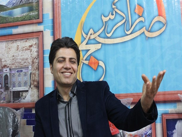برنامه خندوانه و سمت خدا را دنبال می کنم/برخی انتقادها به شبکه دنا غیرمنصفانه است