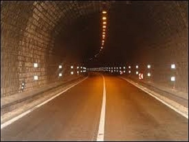 بهره‌برداری از سیستم روشنایی تونل باباامان در مسیر بجنورد ـ شیروان