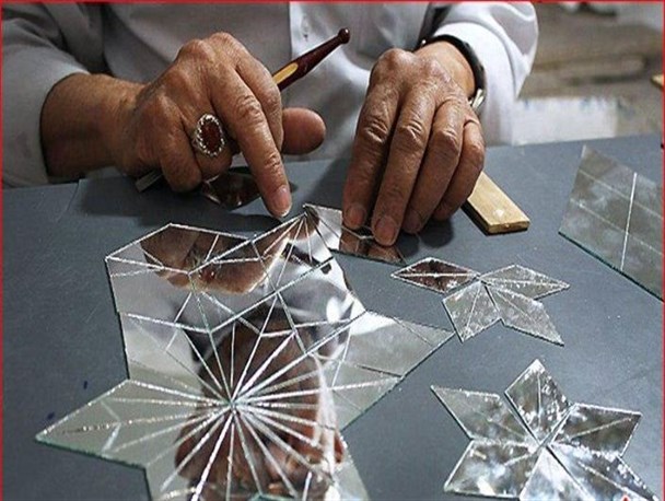 گذری بر تاریخچه آینه‌کاری در قزوین