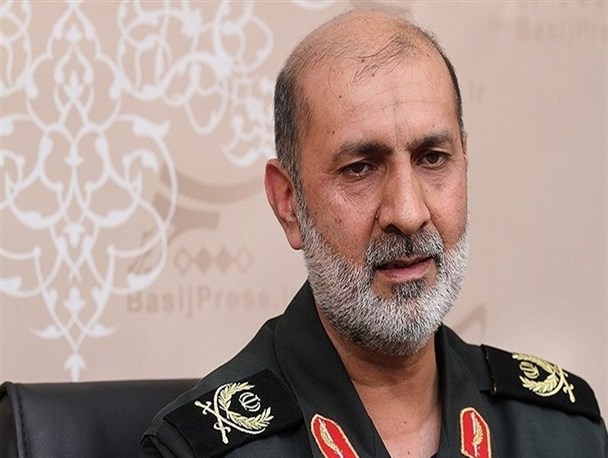 با حماقت دشمن روز به روز بر تولیدات داخلی افزوده خواهد شد