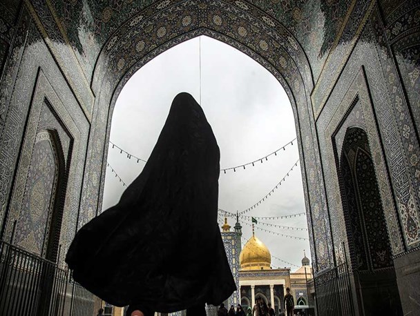 می خواهند حجاب را از معنویت جدا کنند