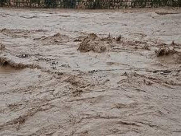 سیل، پل ازگله ثلاث‌باباجانی را تخریب کرد