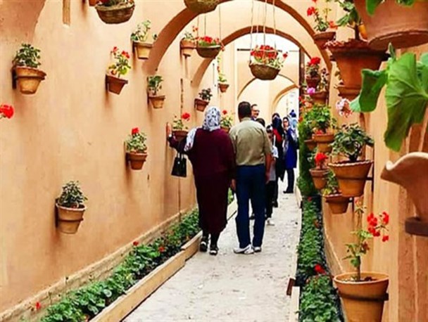 یزد در تعطیلات توروزی در بالاترین سطح آمادگی قرار گرفت/ بیش از ۵۰ هزار متر گلکاری و نهالکاری در یزد