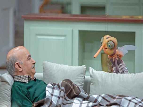 "مهمونی" ایرج طهماسب با عروسک های جدید