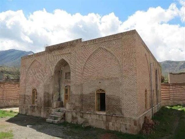 سفر به جاذبه‌های طبیعی و دیدنی چایپاره