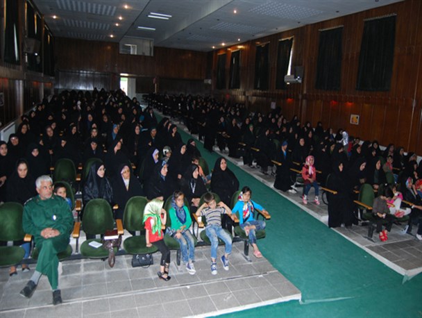 جشن «کوثر» به مناسبت میلاد حضرت زهرا در میبد برگزار شد+ تصاویر
