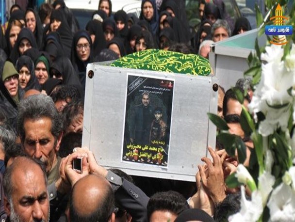 پیکر رزمنده بسیجی محمد علی محزونی در گنبد تشییع شد