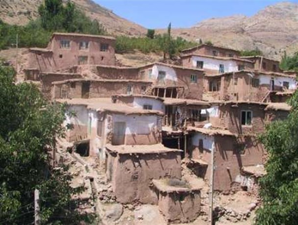 روستای ایل تیمور مهاباد جابجا می شود