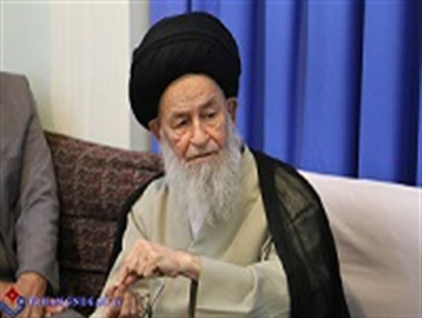 در کلاس‌های درس، نماز، تعهد و ایمان بیاموزید