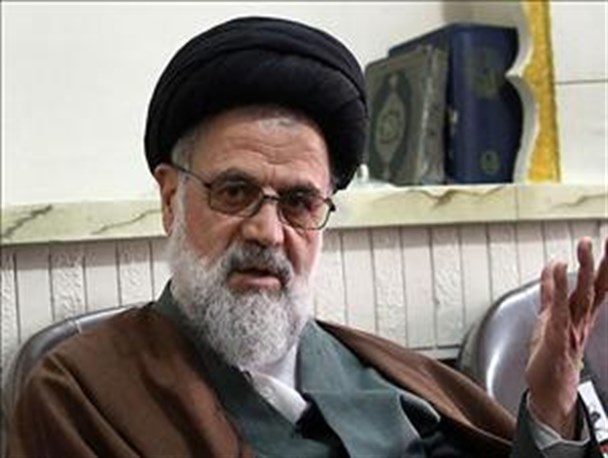 امام فرمود هیچکس جای آقای مدنی را نمی گیرد لکن آقای ملکوتی خوب است/آیت الله شریعتمداری نه مخالفت می کرد نه همراهی
