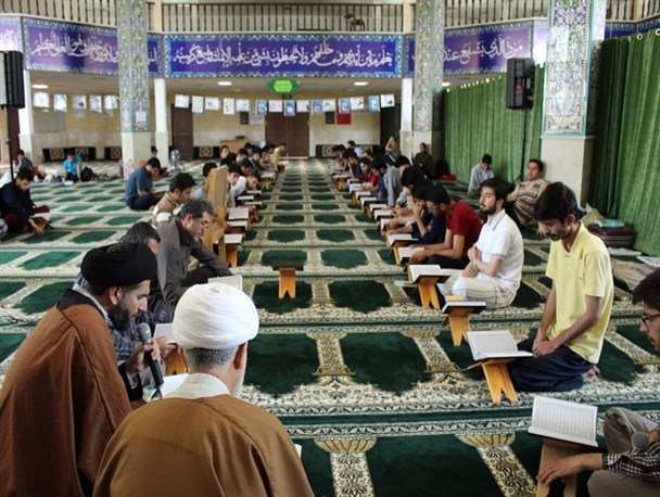 مراسم اعتکاف دانشجویی در دانشگاه آزاد سمنان