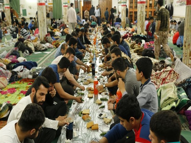 آئین معنوی اعتکاف در مسجد جامع لنگرود