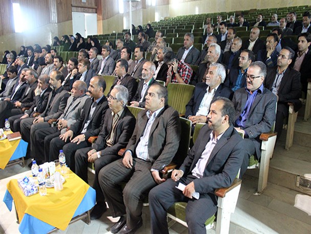 مراسم معارفه رئیس جدید آموزش‌ و پرورش تفت برگزار شد+تصاویر