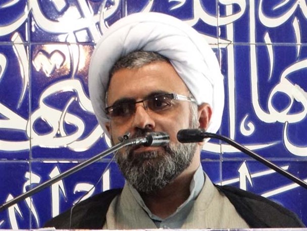 غارت ونابودی استقلال کشور هدف اصلی دشمنان است /واقعه صحرای طبس اثبات شکست ناپذیری انقلاب به جهانیان می باشد