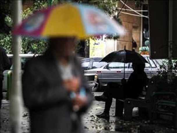 پنجشنبه‌ی بارانی در استان/ تَب تبریز سه درجه بالا رفت