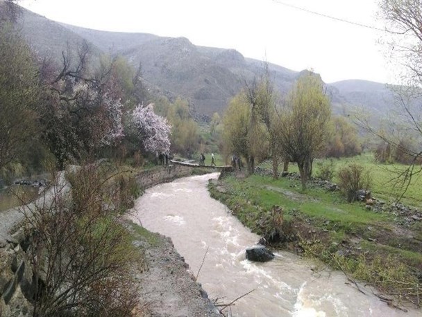 طبیعت بکر در مناطق کوهستانی رازلیق