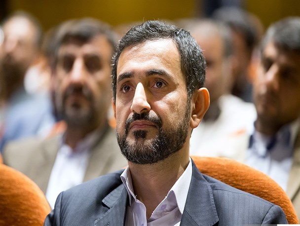 نظام مدرک‌گرایی در دانشگاه‌ها حاکم است