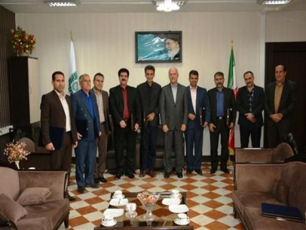 تجلیل از اعضای نمونه هیأت های حل اختلاف مالیاتی لرستان