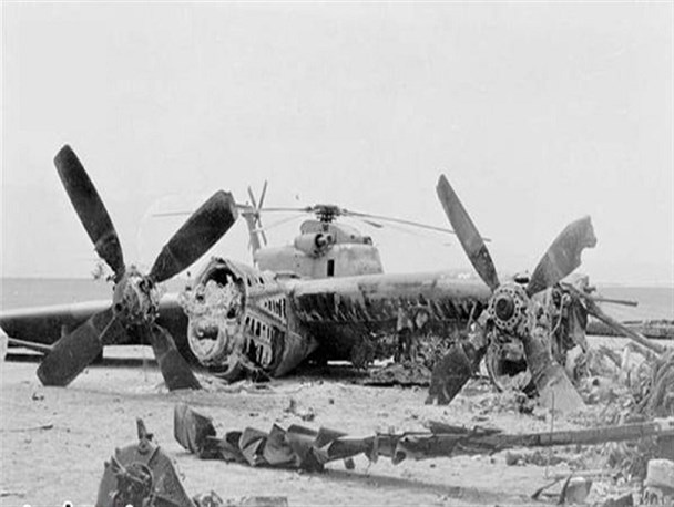 هیمنه آمریکا در ماجرای صحرای طبس درهم شکسته شد/ بنی صدر نیروی نفوذی متجاوزین بود