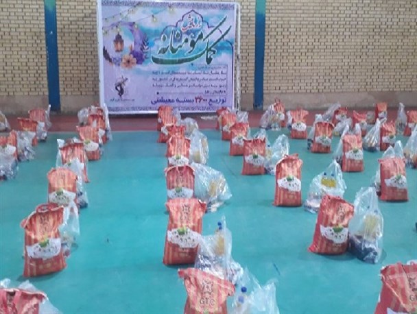 آماده سازی بسته های معیشتی برای آغاز رزمایش بزرگ کمک مومنانه در لرستان