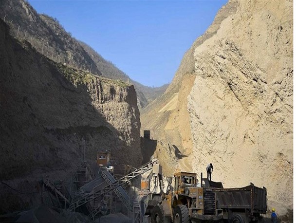 فروش شن و ماسه بالاتر از نرخ مصوب تخلف است/ حل مشکل کمبود در گرو راه‌اندازی شهرک شن‌وماسه در مازندران