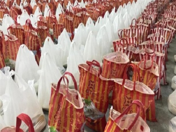 توزیع ۵۰۰ بسته معیشتی در بین نیازمندان سنقری