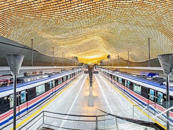 ۶۳۰ دستگاه واگن از تهاتر با نفت وارد مترو تهران می‌شود/ زاکانی: این واگن ها در آستانه تزریق به ناوگان قطارشهری است