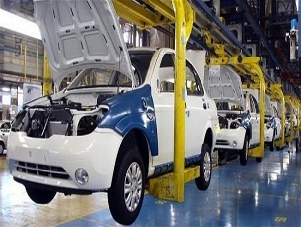 خودرو به کالایی سرمایه ای تبدیل شده است/ نقش دلالان بر افزایش نوسانات قیمت خودرو در بازار