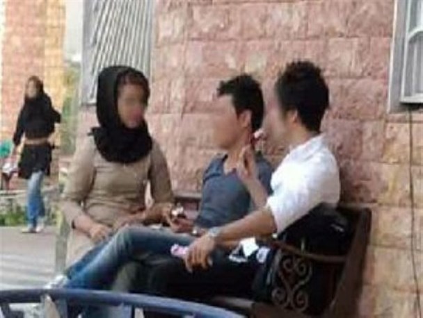 نظرسنجی اختلاط جنسیتی در دانشگاه، اهانت به شأن دانشجو است/ مدیران سست‌عنصر با نتایج یک نظرسنجی هم می‌توانند خطا کنند