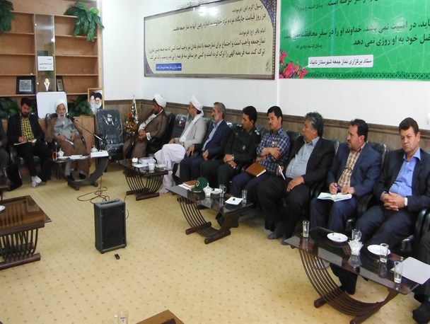 مسلمانان باید اقتصاد مقاومتی را جزء اصول اولیه زندگی خود قرار دهند