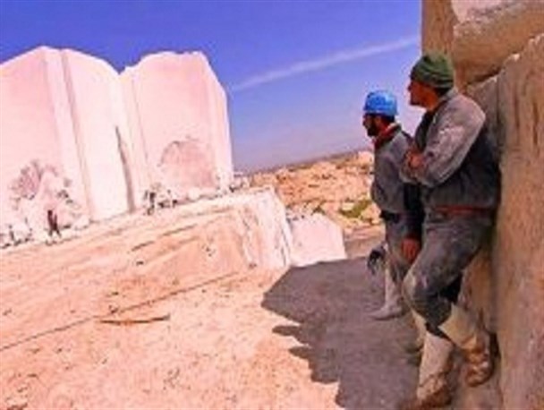 نبود سرمایه در گردش و کمک دولت برای بروزرسانی تجهیزات، عوامل اصلی کاهش صادرات سنگ