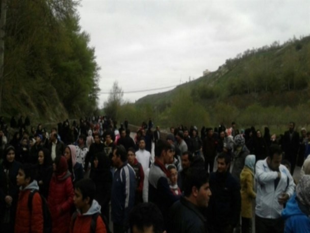 همایش پیاده روی با خانواده در محل پارک جنگلی مشگین‌شهر برگزار شد