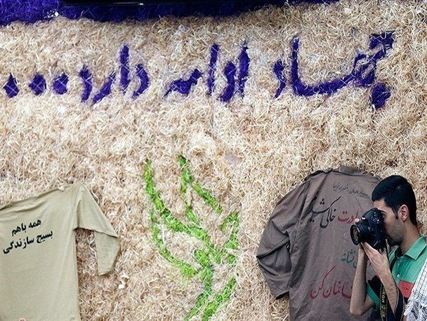 نبود فرستنده دیجیتال عامل استفاده بیش از حد ماهواره در مناطق محروم/ برای رفع مشکلاتی فرهنگی روستاها مسئولین به جهادگران بپیوندند
