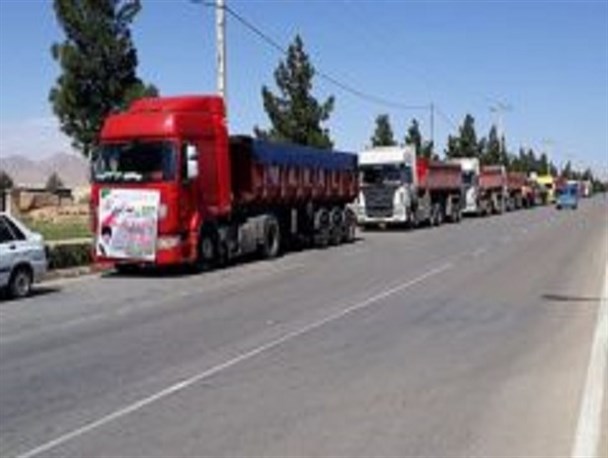 موج سواری عده ای قلیل بر اعتصاب روزهای گذشته رانندگان/ حل مشکلات رانندگان در اولویت است