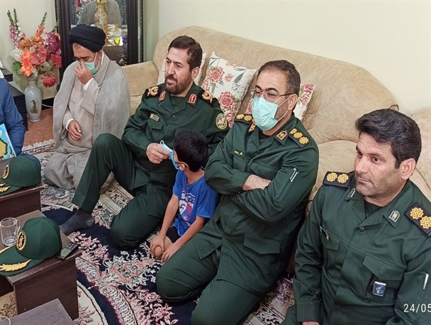 یادی از شهدای عملیات "بیت المقدس" درگچساران/سردار حسینی:خانواده شهداءالگوی جامعه در صبر و ایستادگی هستند+تصاویر و فیلم