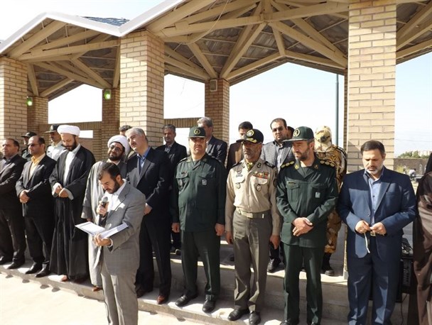 غبارروبی وعطر افشانی مزار شهدای سراب به مناسبت هفته قوه قضاییه