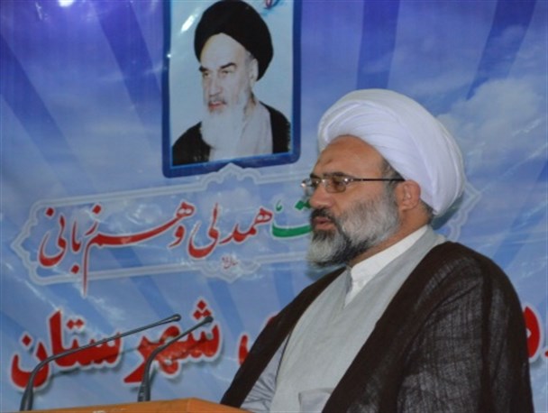 پرهیز از نگاه حزبی، جناحی و گروهی راهکار دستیابی به همدلی ملی است