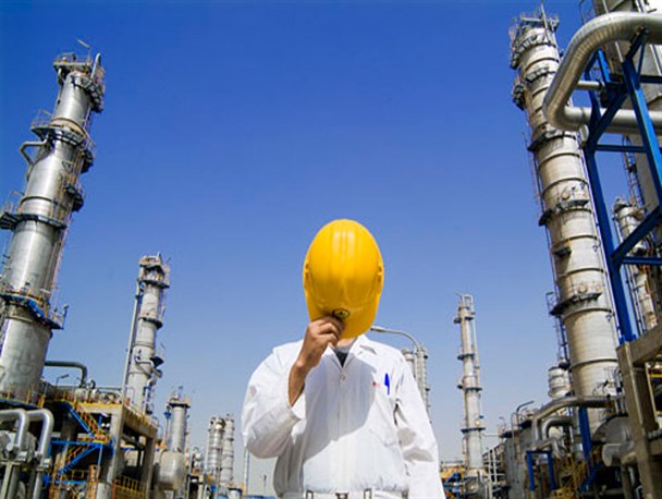 البرز در صدر بیشترین فارغ‌ التحصیلان حوزه صنعت قرار داد/ مهندسین؛ فتح بابی برای برون رفت از مشکلات صنایع البرز
